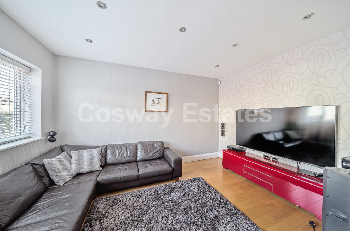 Uphill Grove, London